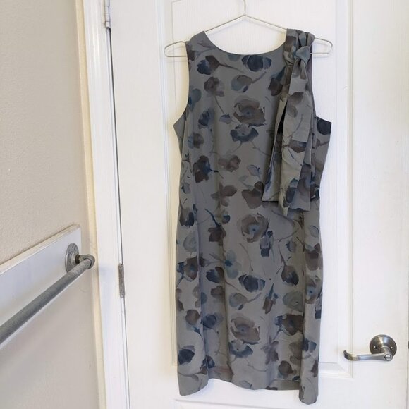 100% Silk Vintage 90's Fairy Gray & Blue Floral Knee Length Dress & Sash - Picture 1 of 6